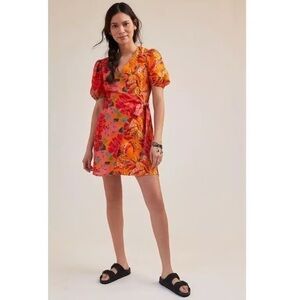 Chic Floral Mini Dress in Red and Orange
